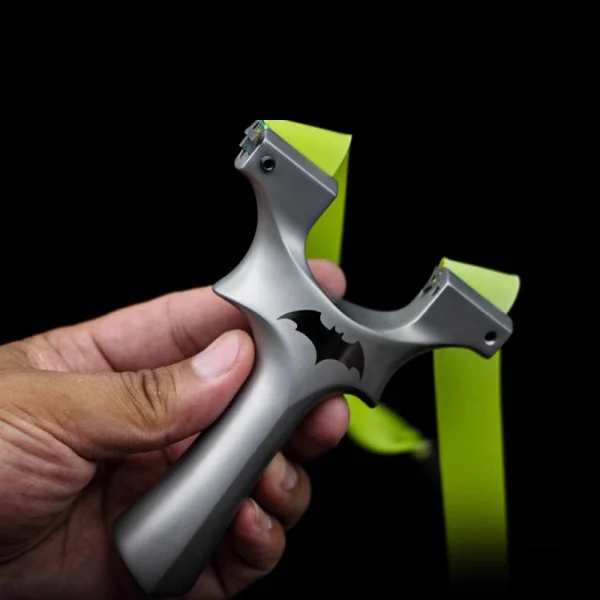 440C Bat Dragon Tooth Quick Clip Flat Band Slingshot
